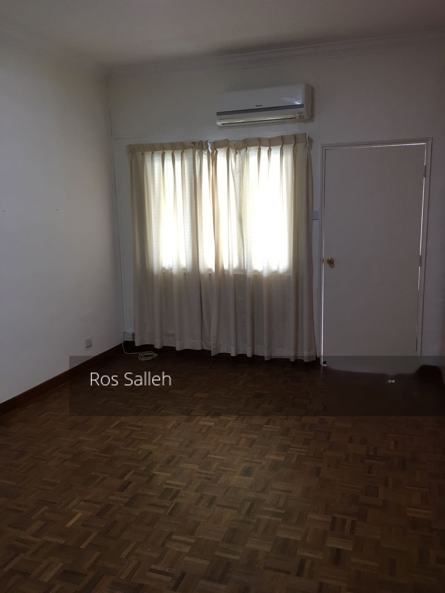 Pasir Ris Beach Park (D18), Terrace #132571462